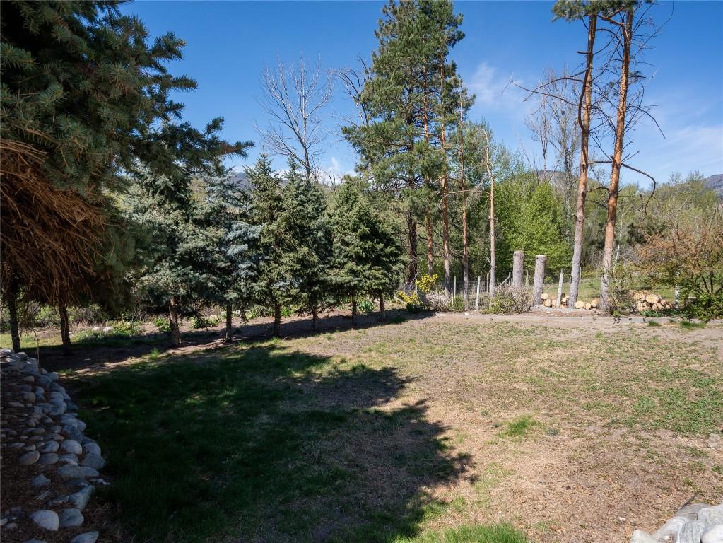 









101


McGowan

Road,
Oliver,




BC
V0H 1T2

