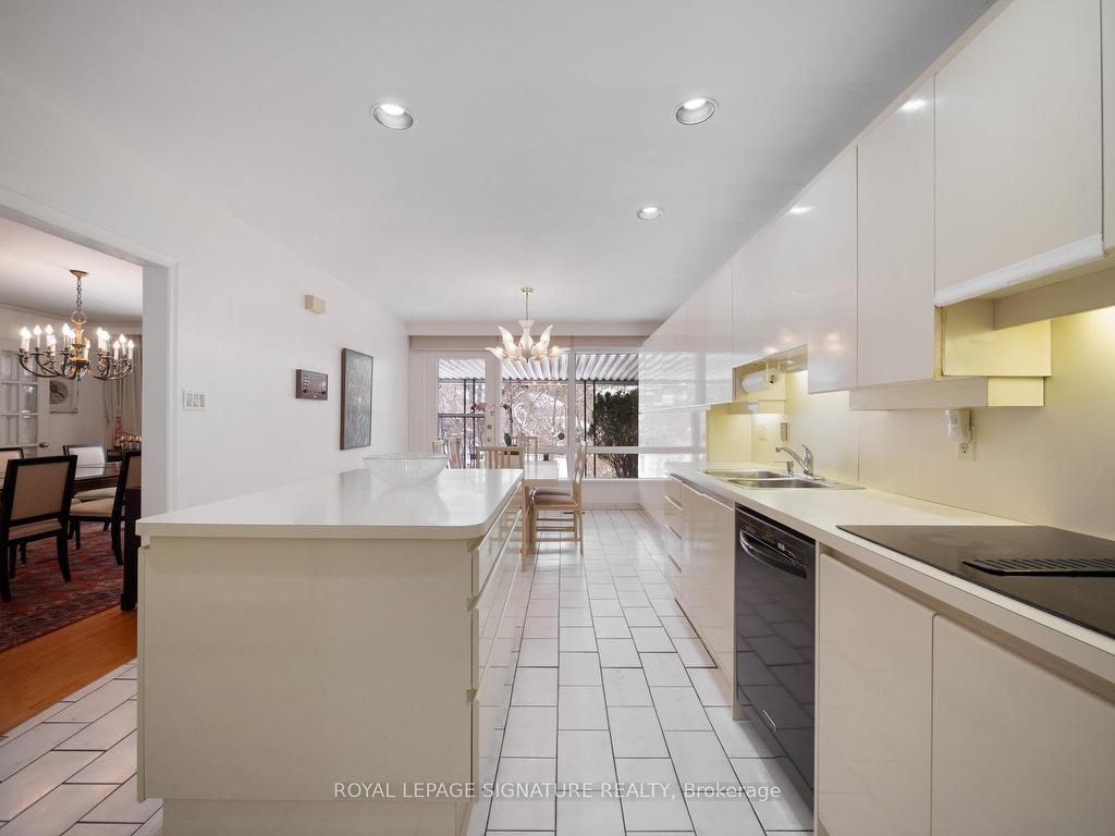 









36


Chieftain

Crescent,
Toronto,




ON
M2L 2H4

