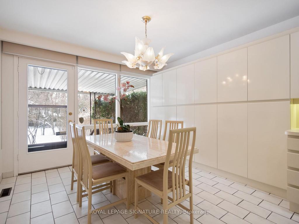 









36


Chieftain

Crescent,
Toronto,




ON
M2L 2H4

