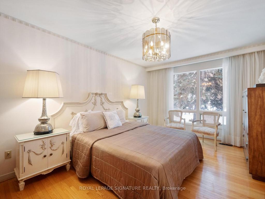









36


Chieftain

Crescent,
Toronto,




ON
M2L 2H4

