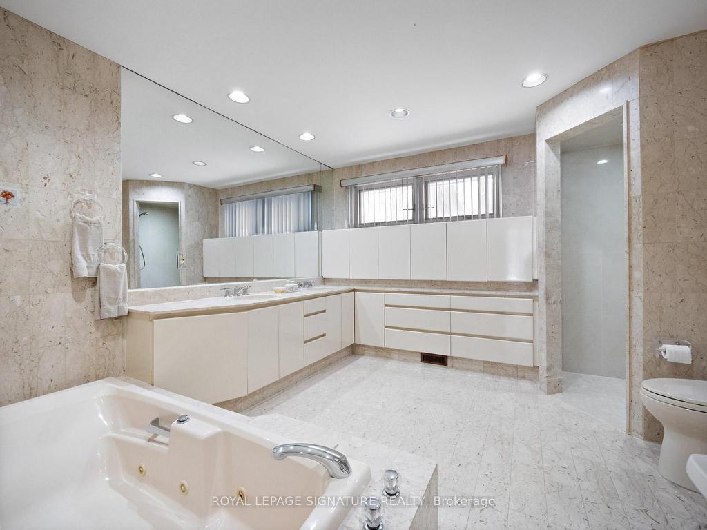 









36


Chieftain

Crescent,
Toronto,




ON
M2L 2H4


