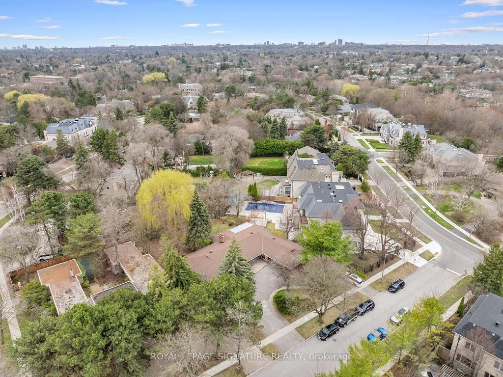 









36


Chieftain

Crescent,
Toronto,




ON
M2L 2H4

