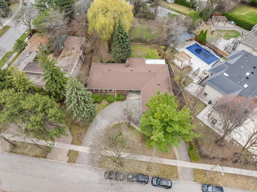 









36


Chieftain

Crescent,
Toronto,




ON
M2L 2H4

