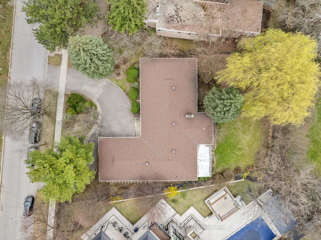 









36


Chieftain

Crescent,
Toronto,




ON
M2L 2H4

