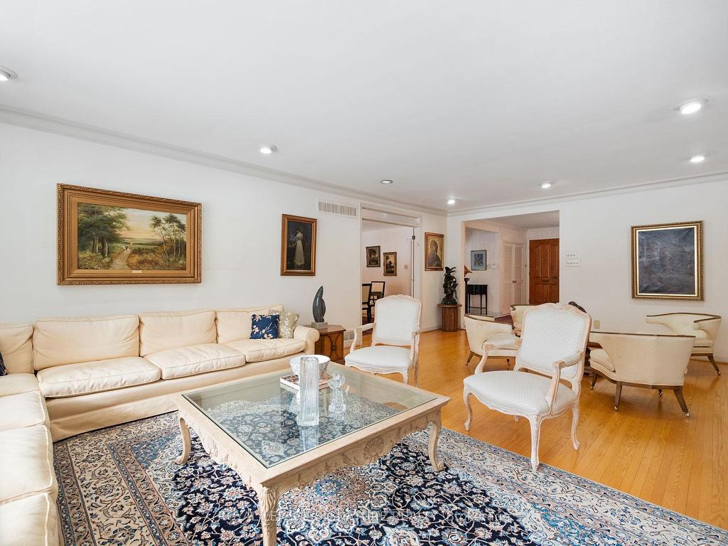 









36


Chieftain

Crescent,
Toronto,




ON
M2L 2H4


