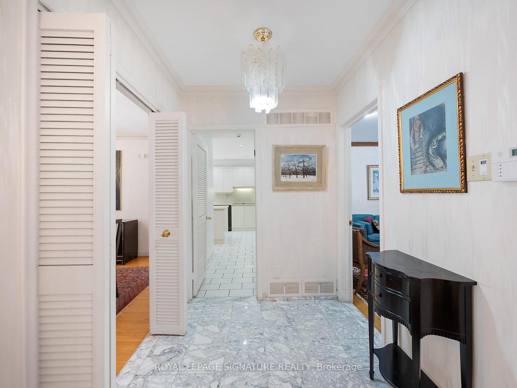 









36


Chieftain

Crescent,
Toronto,




ON
M2L 2H4

