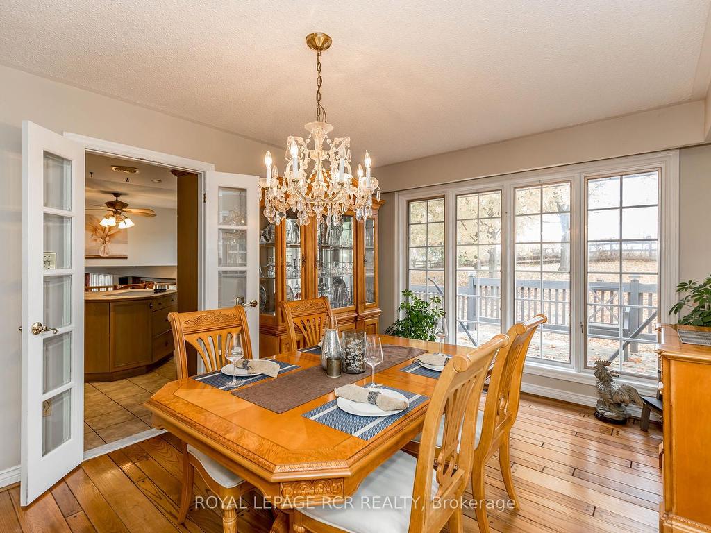 









2100


Davis

Drive West,
King,




ON
L3Y 4V9

