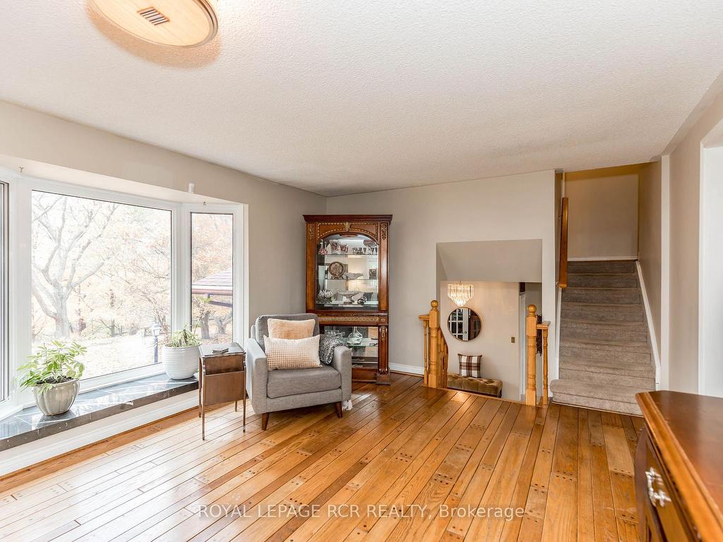 









2100


Davis

Drive West,
King,




ON
L3Y 4V9

