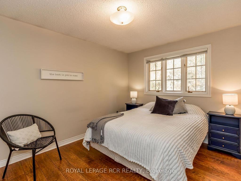 









2100


Davis

Drive West,
King,




ON
L3Y 4V9

