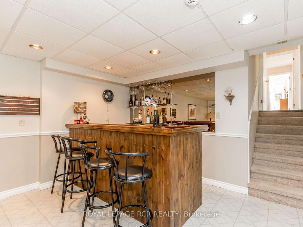 









2100


Davis

Drive West,
King,




ON
L3Y 4V9

