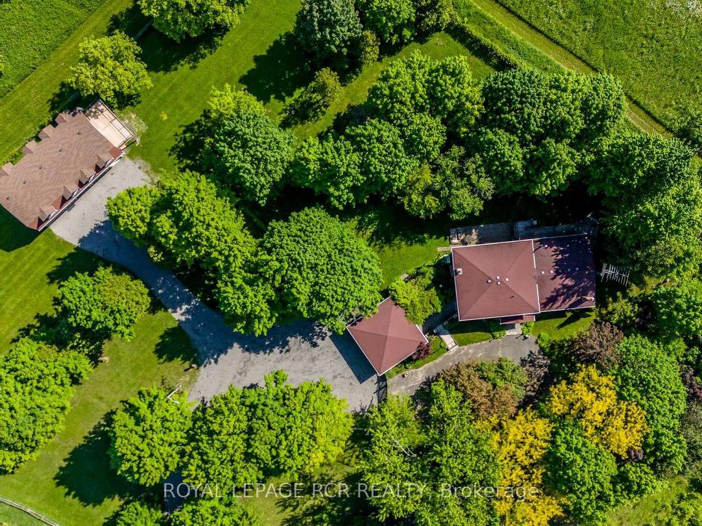 









2100


Davis

Drive West,
King,




ON
L3Y 4V9

