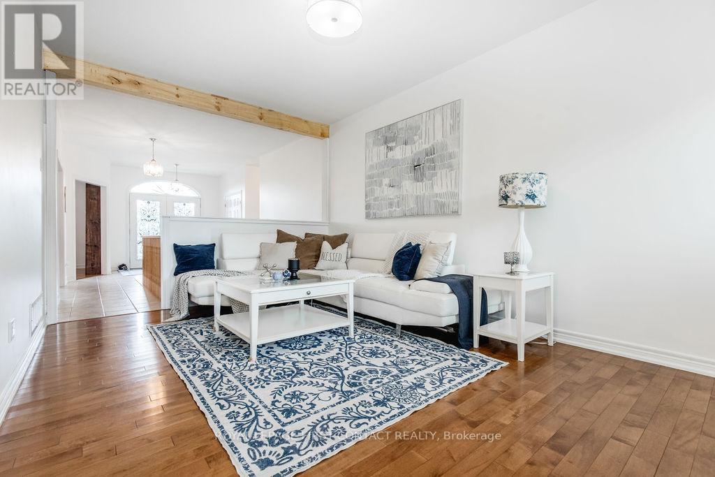 












31 VANDERPOST CRESCENT

,
Essa,




Ontario
L0L2N0

