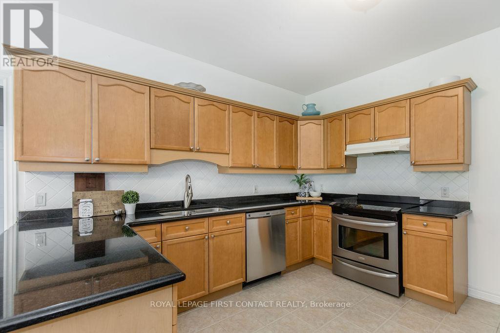 












31 VANDERPOST CRESCENT

,
Essa,




Ontario
L0L2N0

