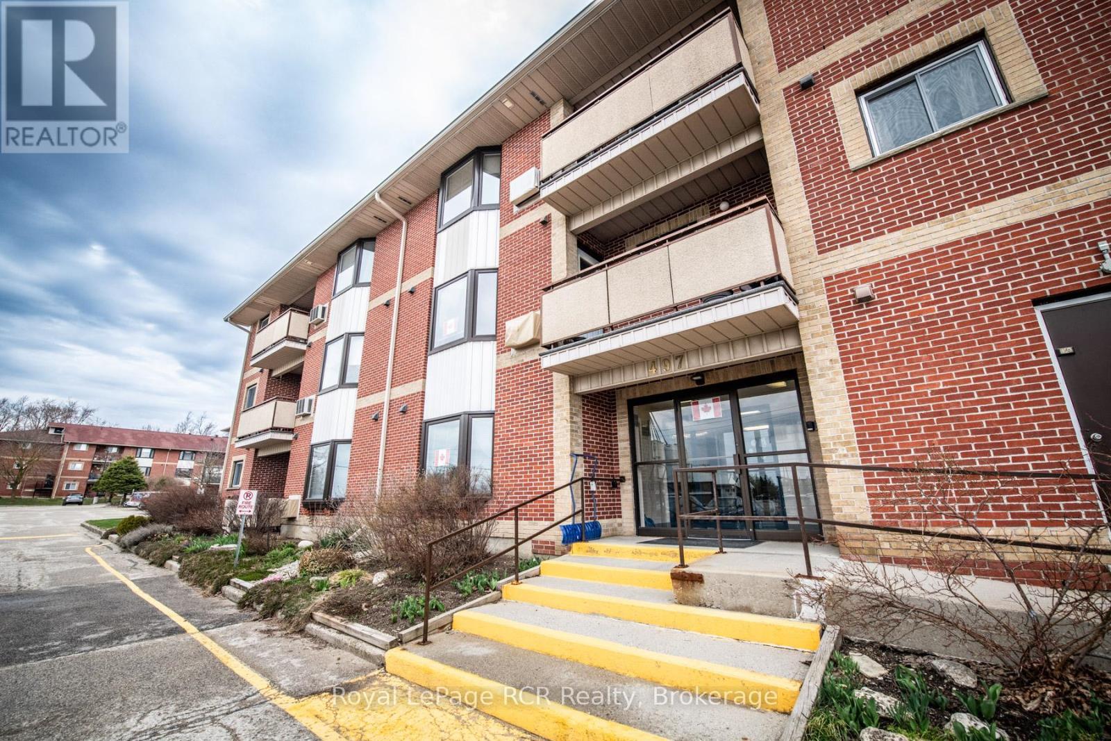 












1 - 1-497 BIRMINGHAM ST WEST STREET W

,
Wellington North (Mount Forest),




Ontario
N0G2L1

