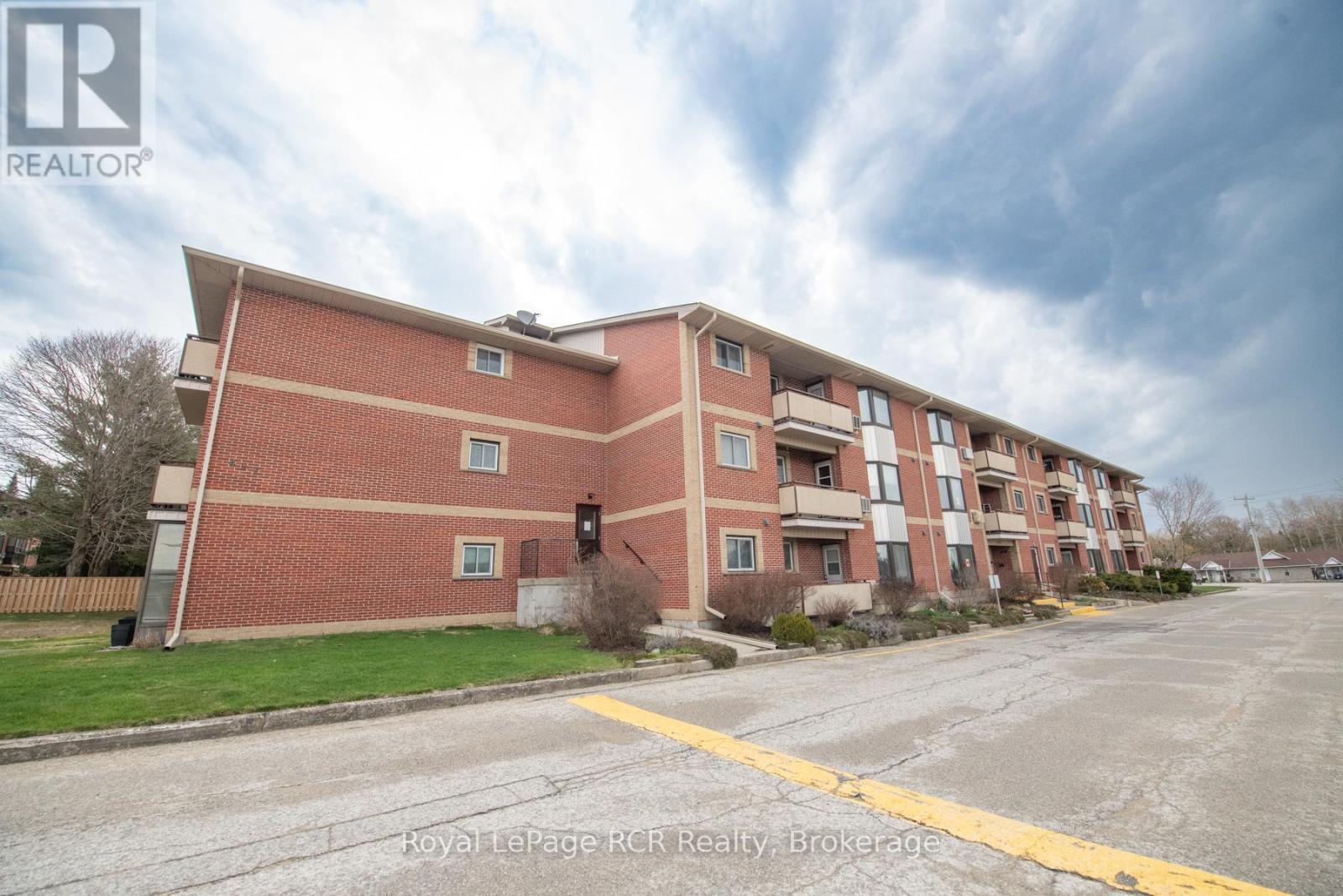 












1 - 1-497 BIRMINGHAM ST WEST STREET W

,
Wellington North (Mount Forest),




Ontario
N0G2L1

