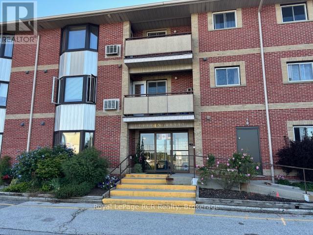 












101 - 1-497 BIRMINGHAM ST WEST STREET W

,
Wellington North (Mount Forest),




Ontario
N0G2L1

