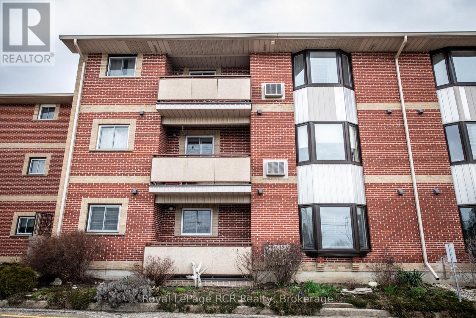 












1 - 1-497 BIRMINGHAM ST WEST STREET W

,
Wellington North (Mount Forest),




Ontario
N0G2L1


