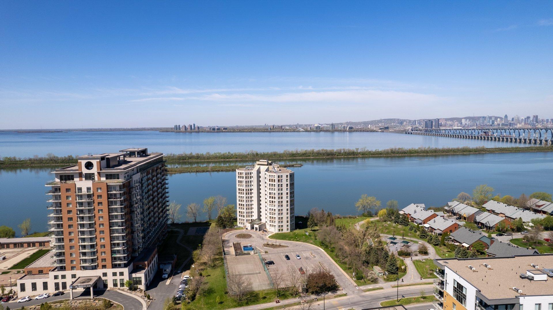 









8050


Boul. St-Laurent

, 202,
Brossard,




QC
J4X2P1

