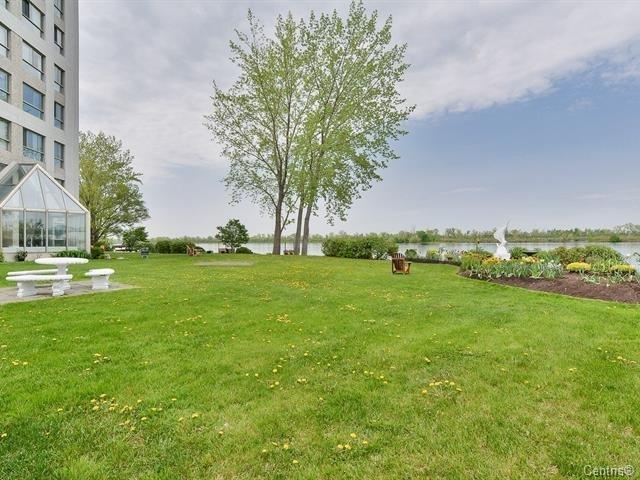 









8050


Boul. St-Laurent

, 202,
Brossard,




QC
J4X2P1

