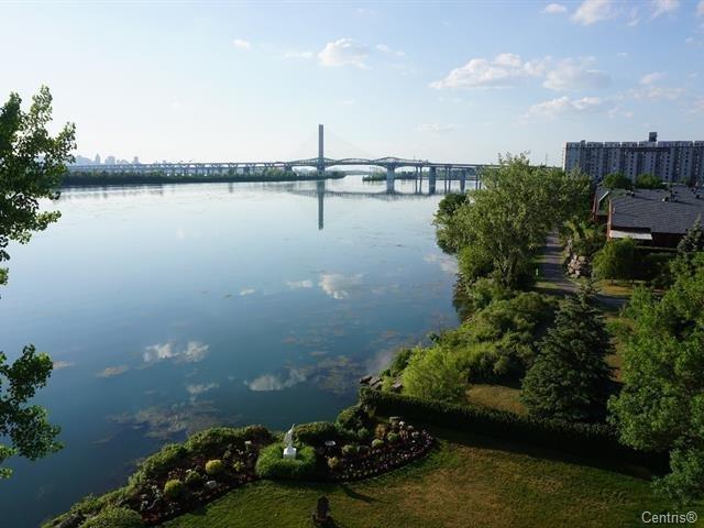 









8050


Boul. St-Laurent

, 202,
Brossard,




QC
J4X2P1

