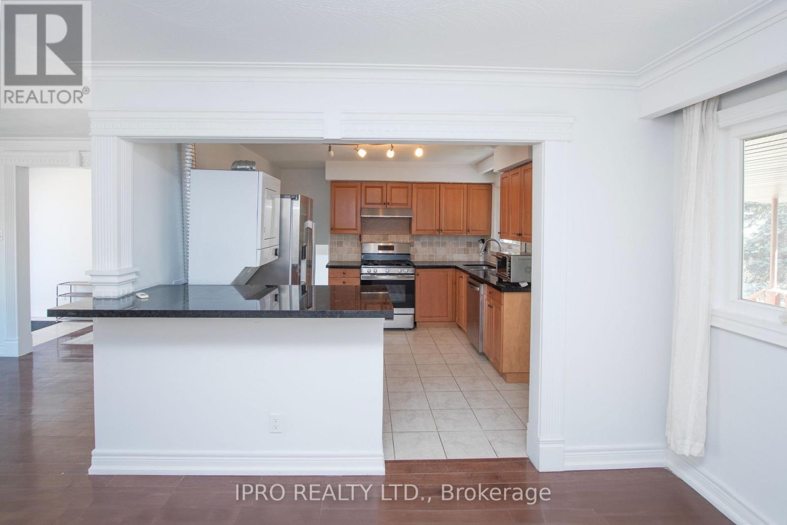 












23 URBANDALE AVENUE

,
Toronto,




Ontario
M2M2G9

