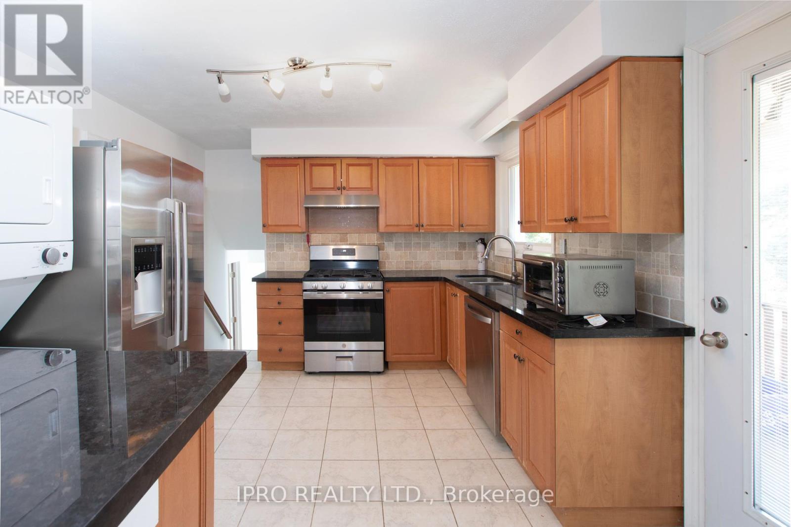 












23 URBANDALE AVENUE

,
Toronto,




Ontario
M2M2G9

