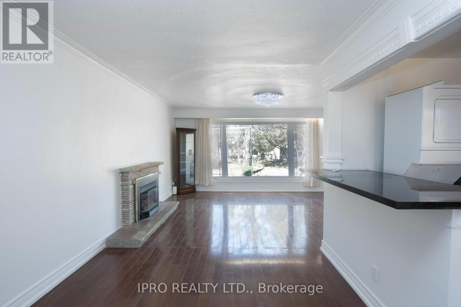 












23 URBANDALE AVENUE

,
Toronto,




Ontario
M2M2G9

