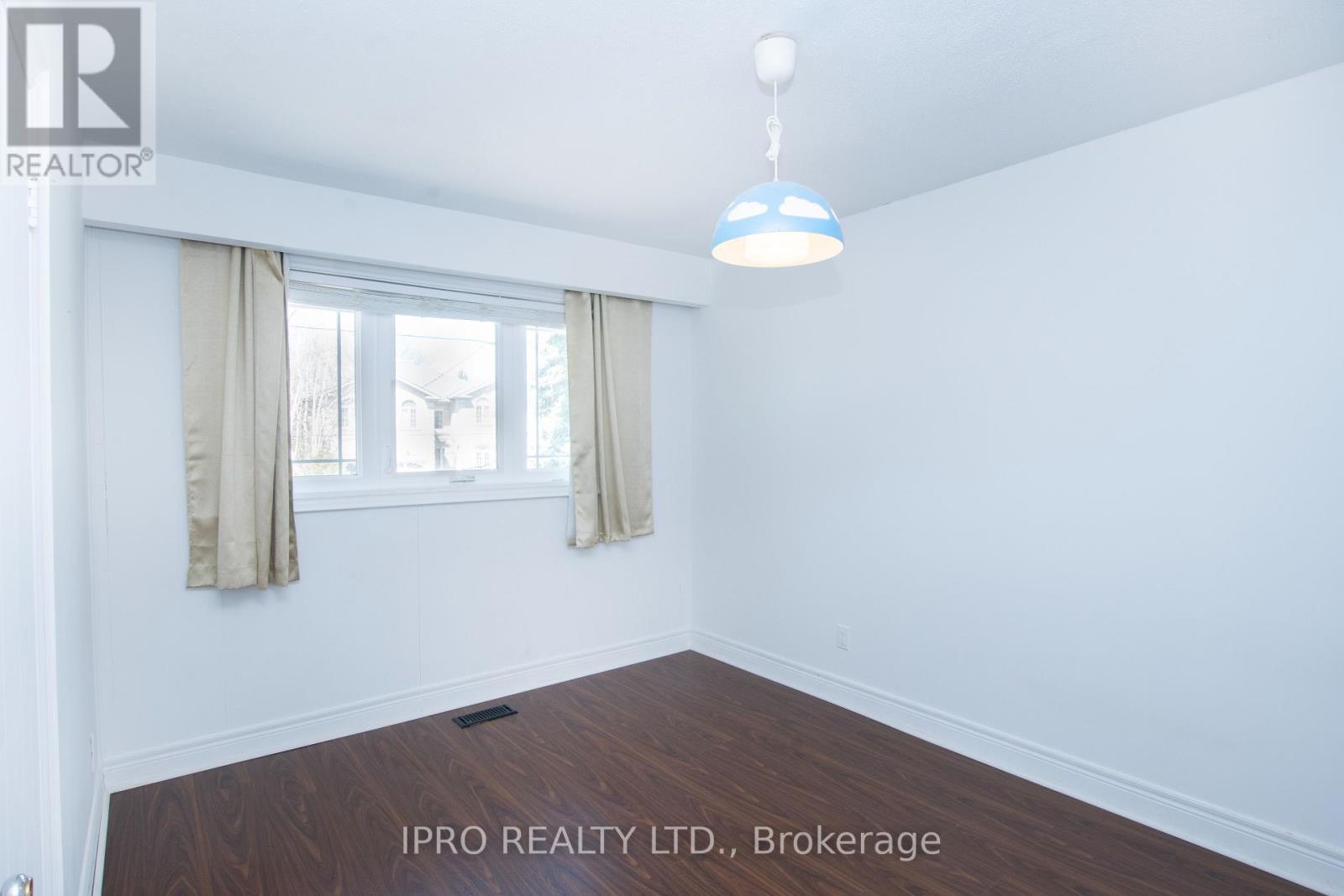 












23 URBANDALE AVENUE

,
Toronto,




Ontario
M2M2G9

