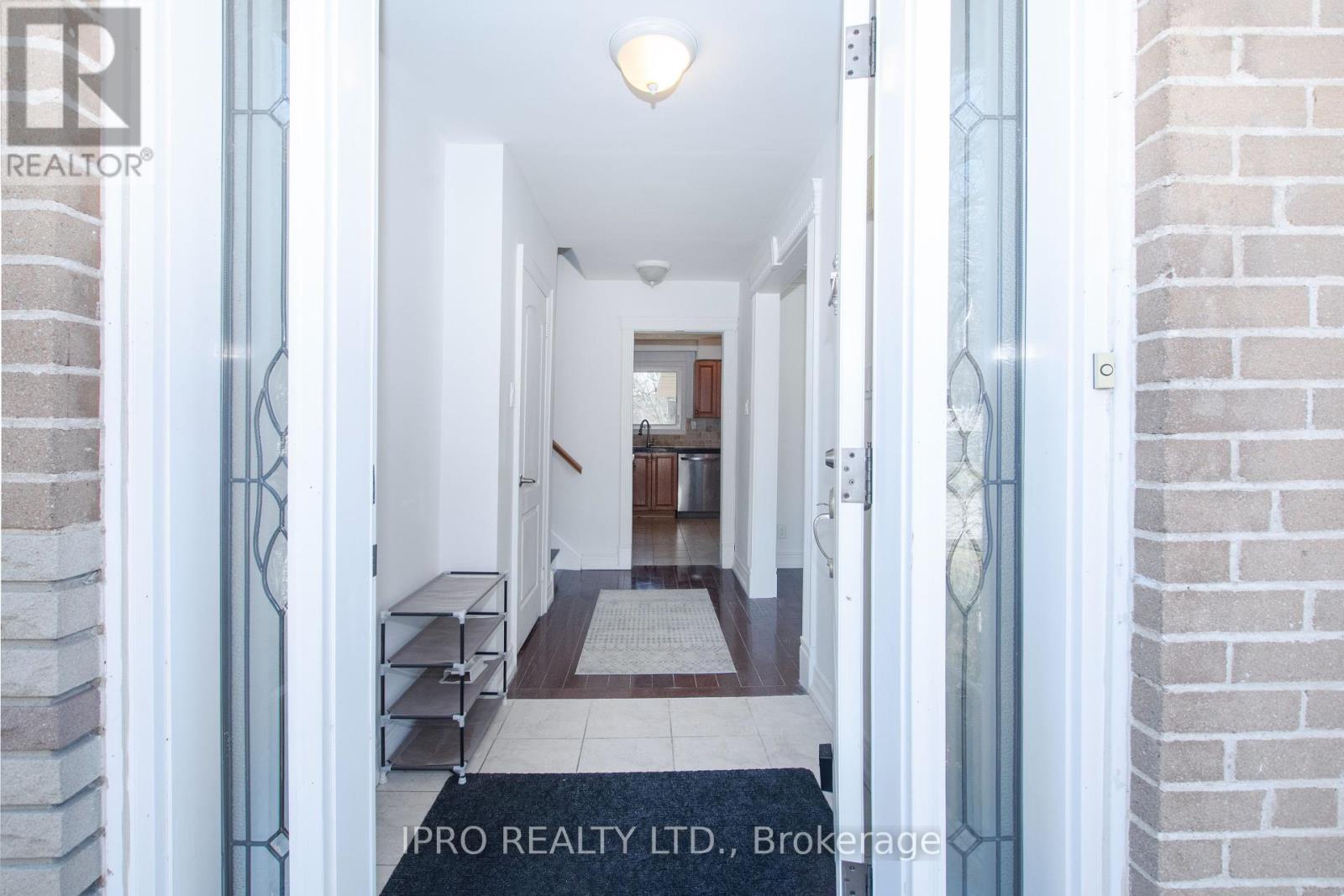 












23 URBANDALE AVENUE

,
Toronto,




Ontario
M2M2G9

