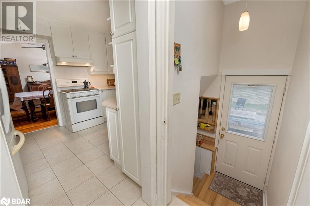 












208 MARTIN Street

,
King,




Ontario
L7N1J5

