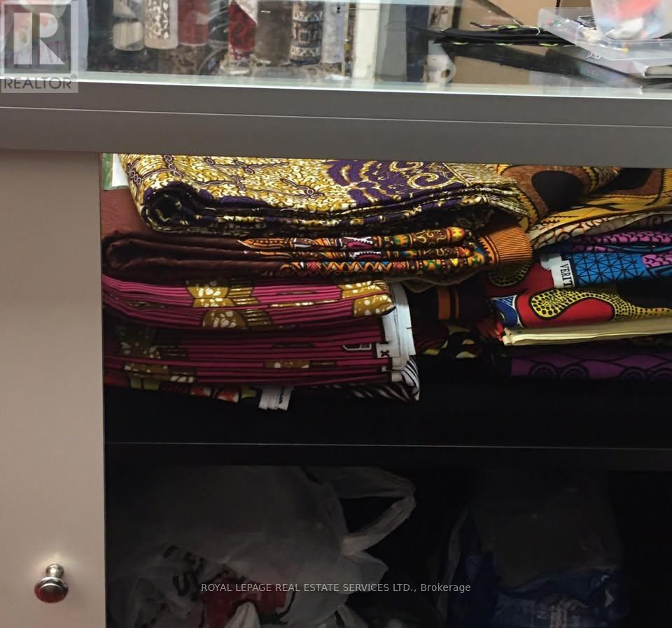 












STORE #68 - AISLE #7 - 1921 EGLINTON AVENUE E

,
Toronto,




Ontario
M1L2L6


