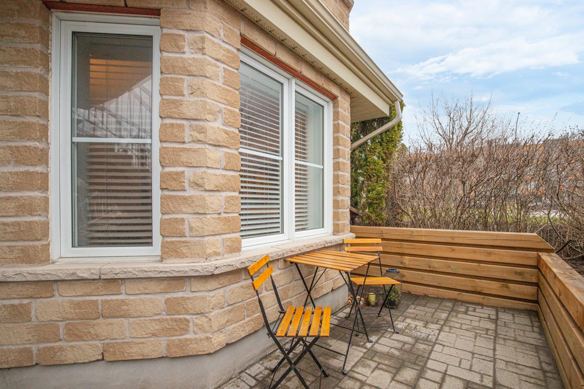 









2165


Boul. Jean-Paul-Vincent

,
Longueuil (Le Vieux-Longueuil),




QC
J4N0B7

