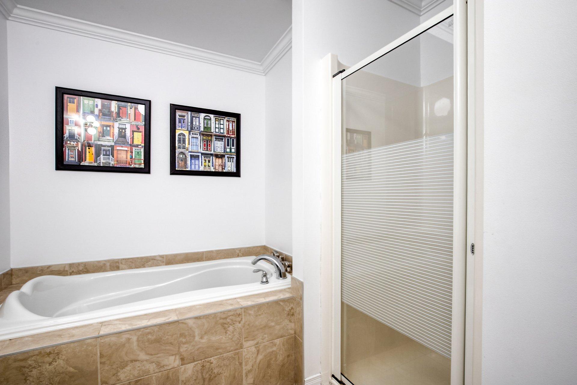 









2165


Boul. Jean-Paul-Vincent

,
Longueuil (Le Vieux-Longueuil),




QC
J4N0B7

