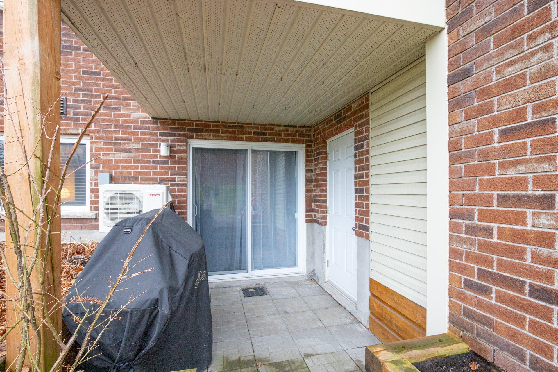 









2165


Boul. Jean-Paul-Vincent

,
Longueuil (Le Vieux-Longueuil),




QC
J4N0B7

