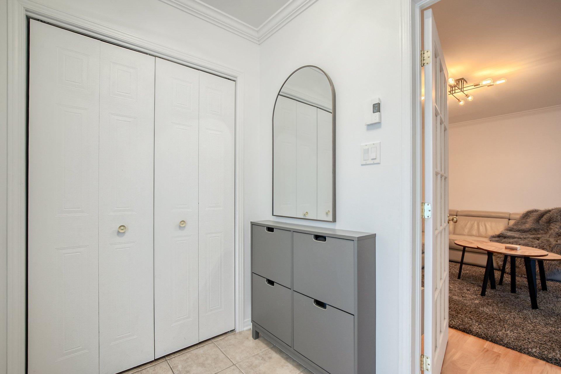 









2165


Boul. Jean-Paul-Vincent

,
Longueuil (Le Vieux-Longueuil),




QC
J4N0B7


