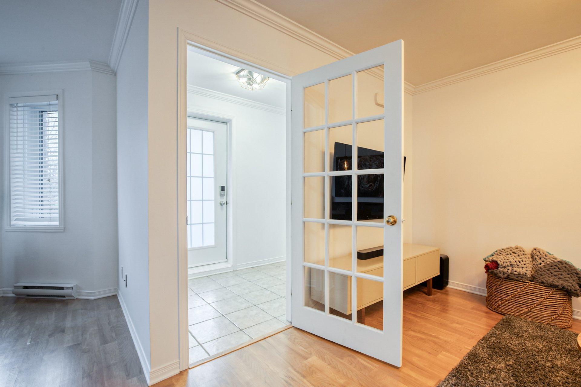 









2165


Boul. Jean-Paul-Vincent

,
Longueuil (Le Vieux-Longueuil),




QC
J4N0B7

