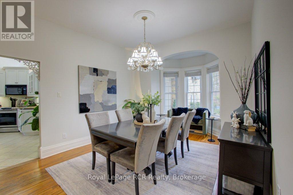 












116 WALTON STREET

,
Wellington North (Arthur),




Ontario
N0G1A0

