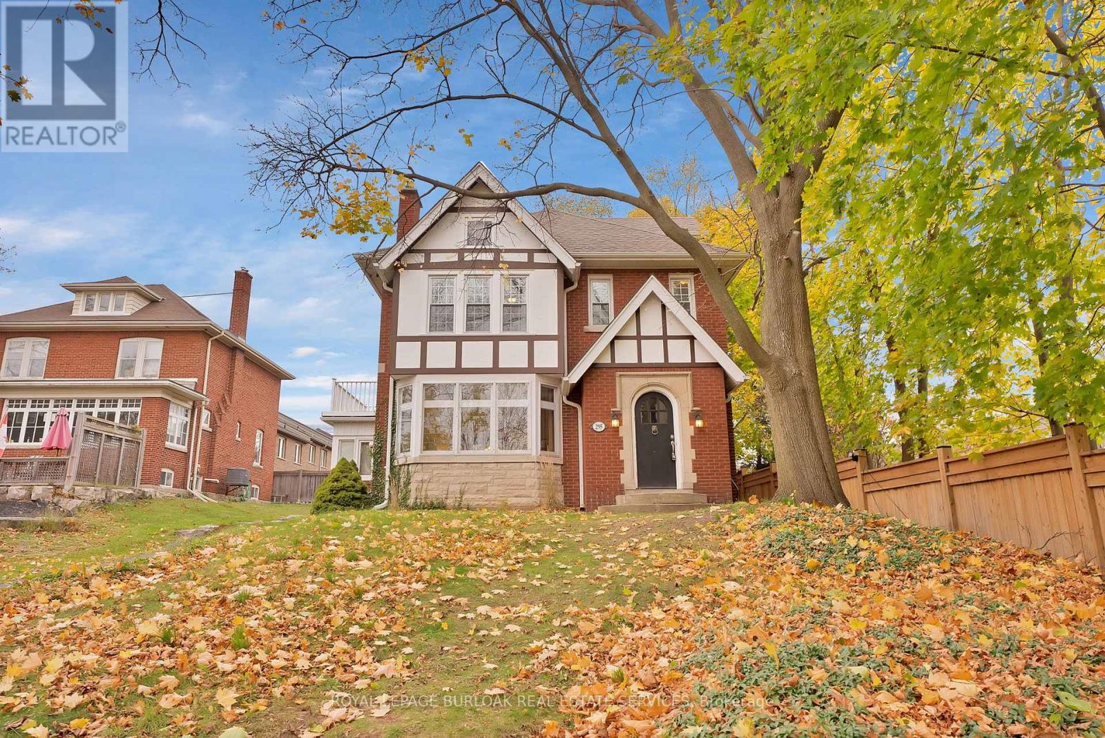 












295 PLAINS ROAD W

,
Burlington,




Ontario
L7T1G1

