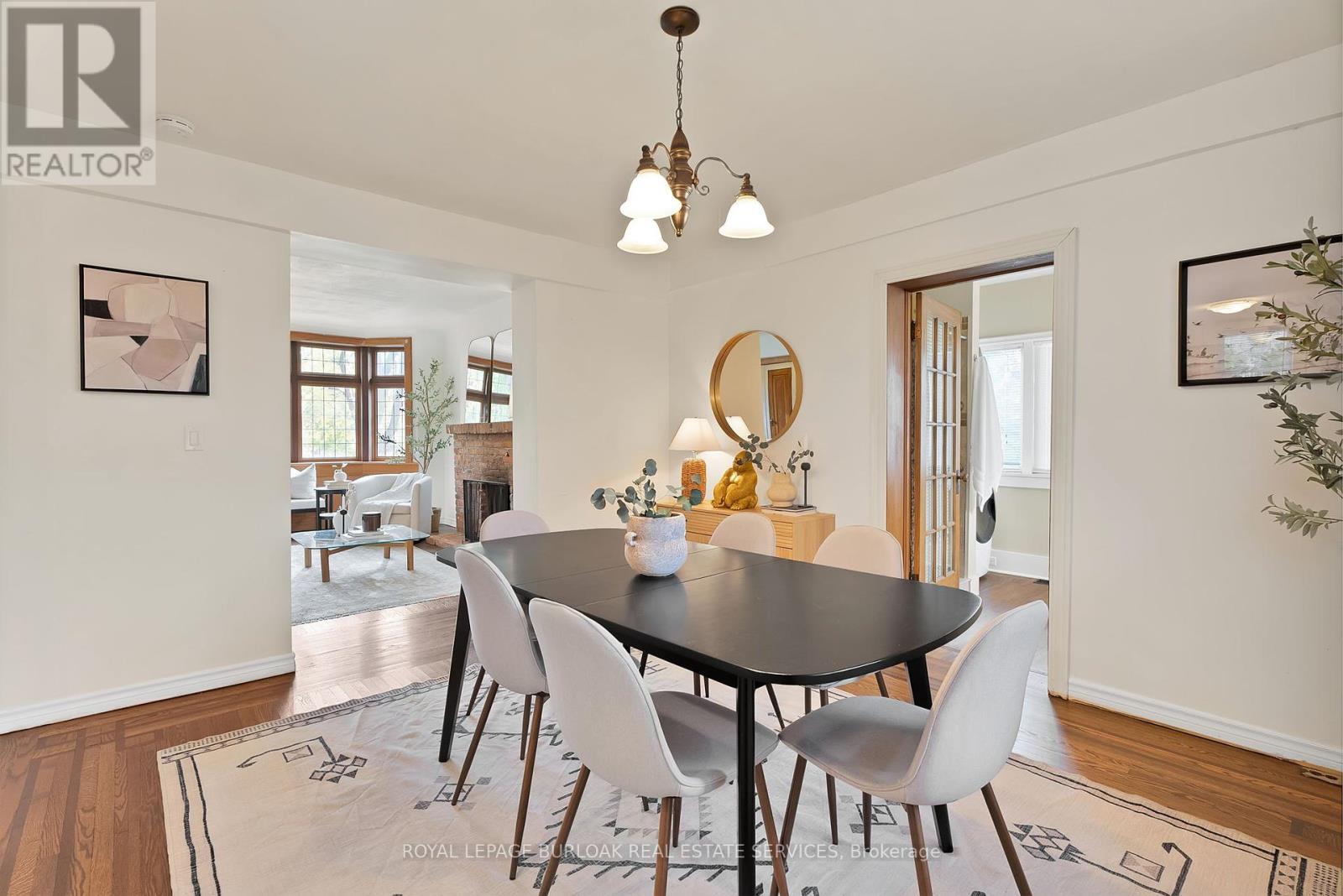 












295 PLAINS ROAD W

,
Burlington,




Ontario
L7T1G1

