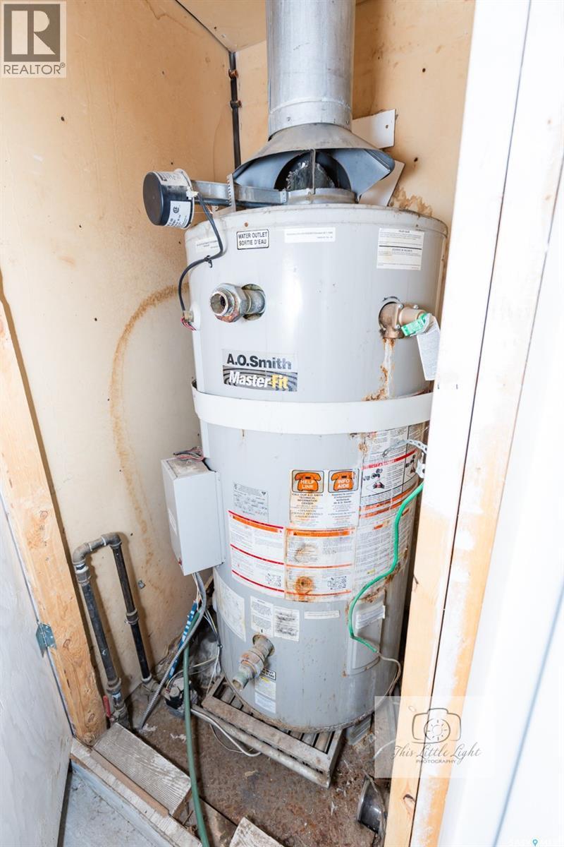 












30 Atlantic AVENUE

,
Kerrobert,




Saskatchewan
S0L1R0

