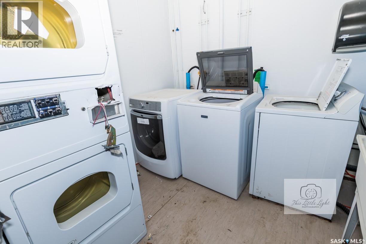 












30 Atlantic AVENUE

,
Kerrobert,




Saskatchewan
S0L1R0

