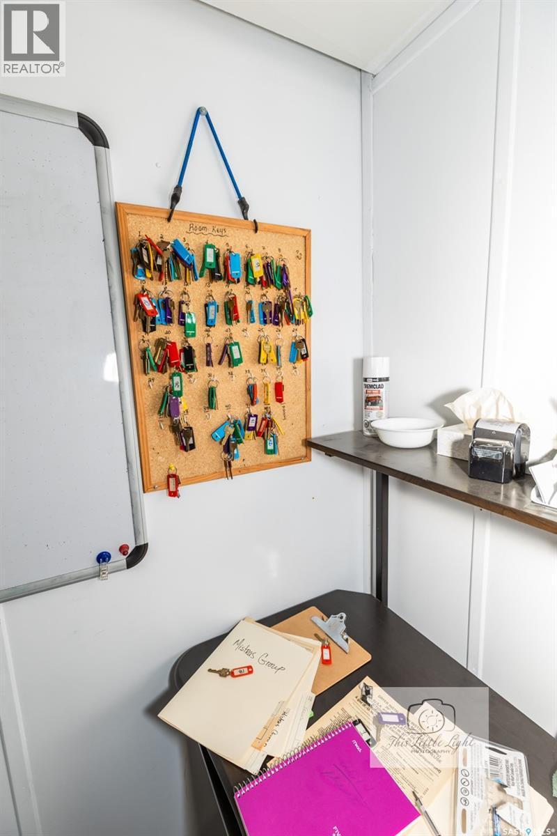 












30 Atlantic AVENUE

,
Kerrobert,




Saskatchewan
S0L1R0

