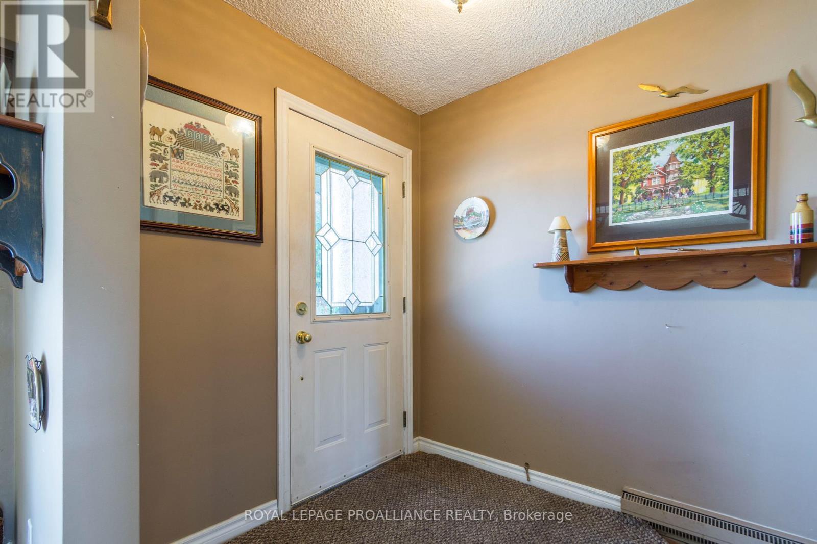 












67 LAFFERTY ROAD

,
Quinte West (Murray Ward),




Ontario
K8V5P7


