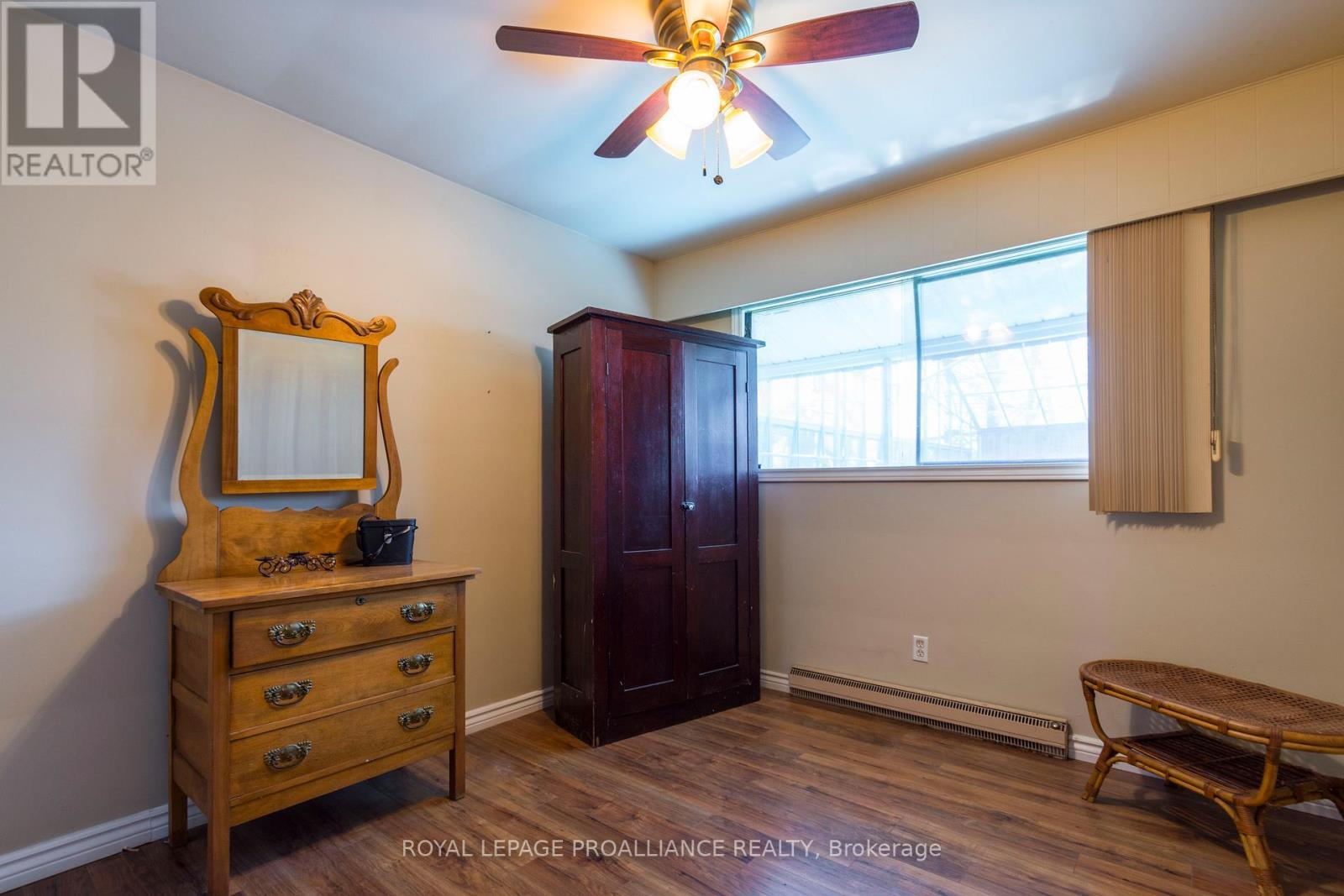 












67 LAFFERTY ROAD

,
Quinte West (Murray Ward),




Ontario
K8V5P7

