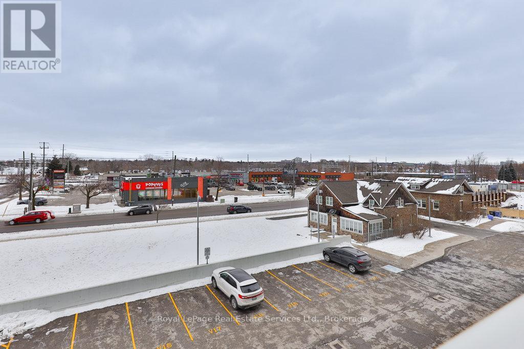 












320 - 65 SPEERS ROAD

,
Oakville (QE Queen Elizabeth),




Ontario
L6K0J1


