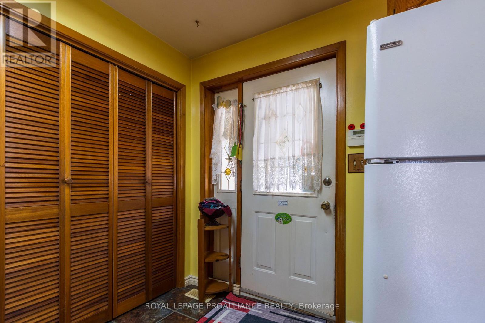 












11 MCFARLAND DRIVE

,
Belleville (Belleville Ward),




Ontario
K8N2X3

