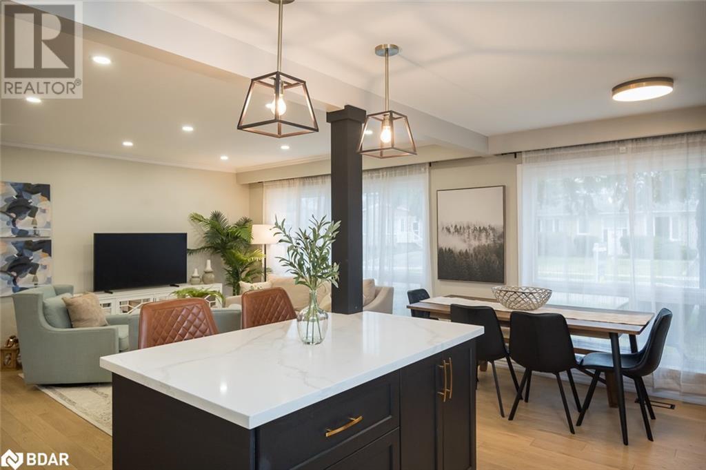 












137 WAKEFIELD Road

,
Milton,




Ontario
L9T2L7

