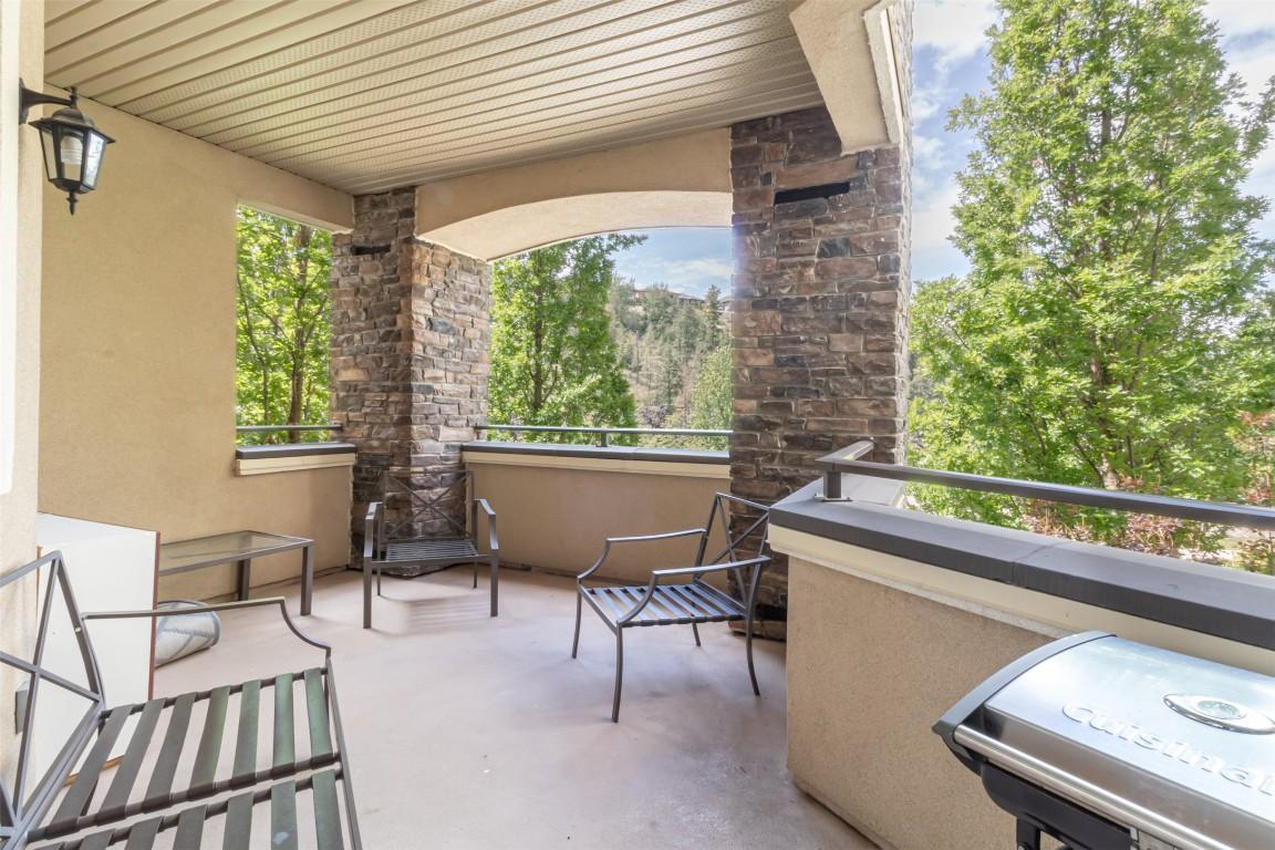 









1873


Country Club

Drive, 2207,
Kelowna,




BC
V1V 2A7

