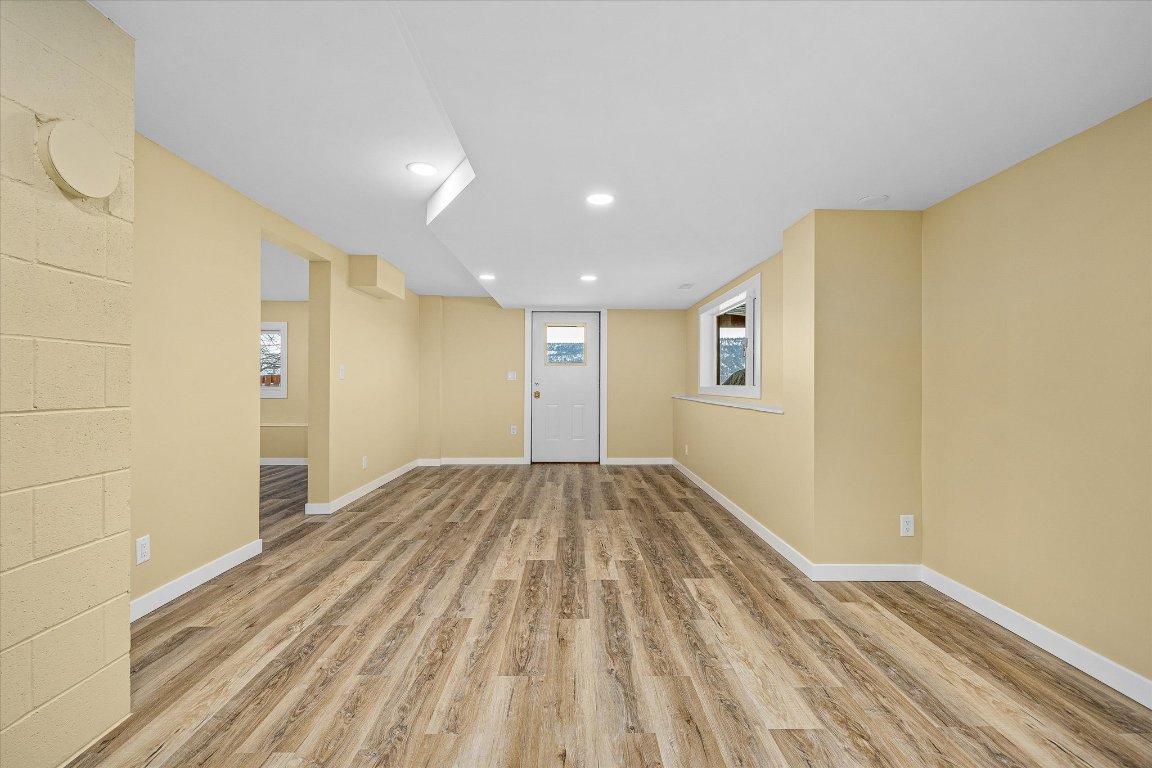 









14231


East Hill

Road,
Lake Country,




BC
V4V 2B9


