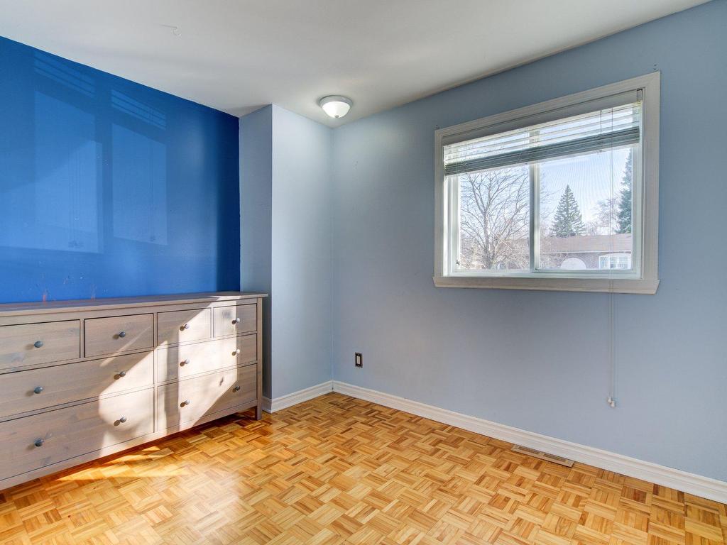 









25


Rue Forget

,
Repentigny (Repentigny),




QC
J6A4M4

